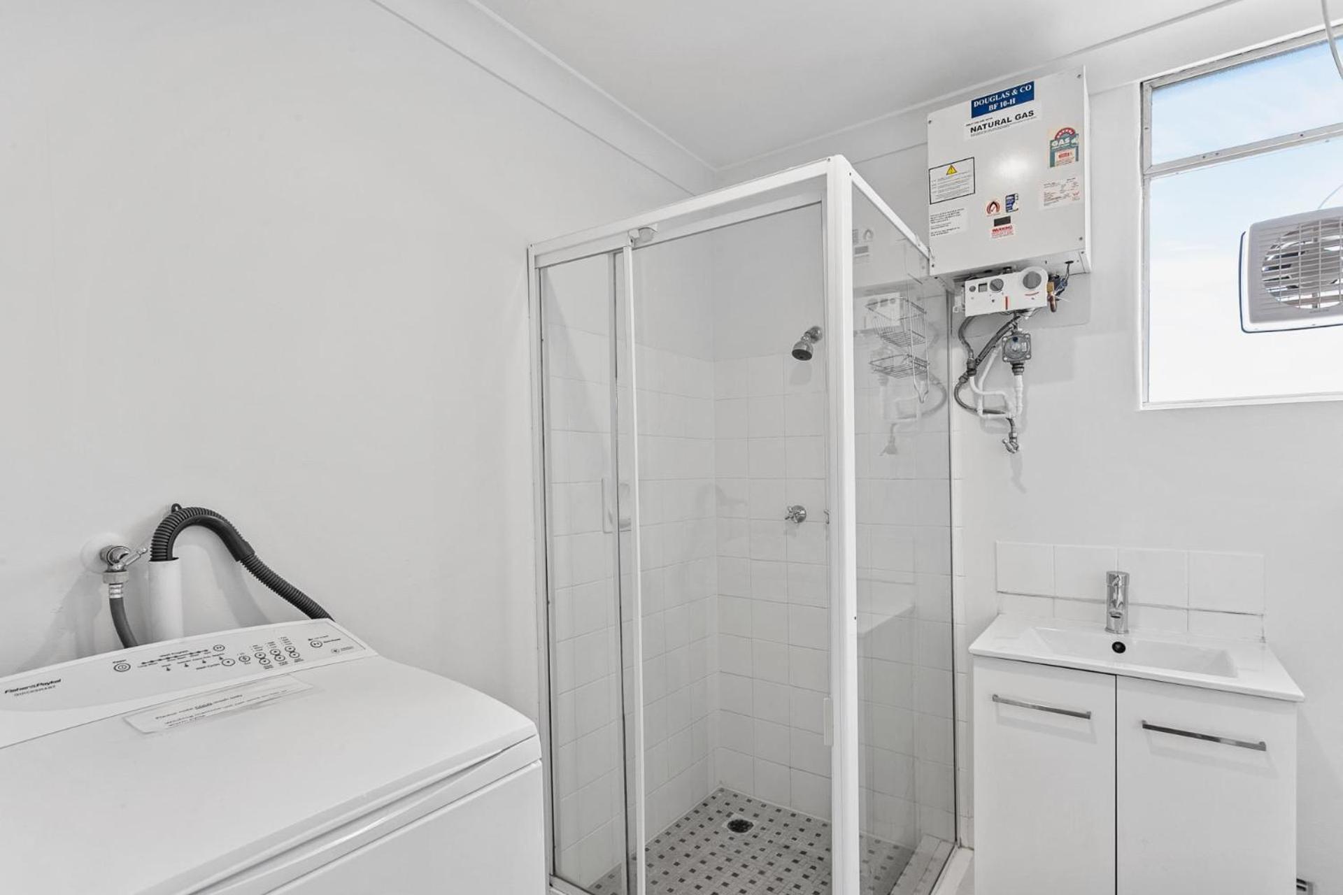 Malibu Apartments - Перт Экстерьер фото