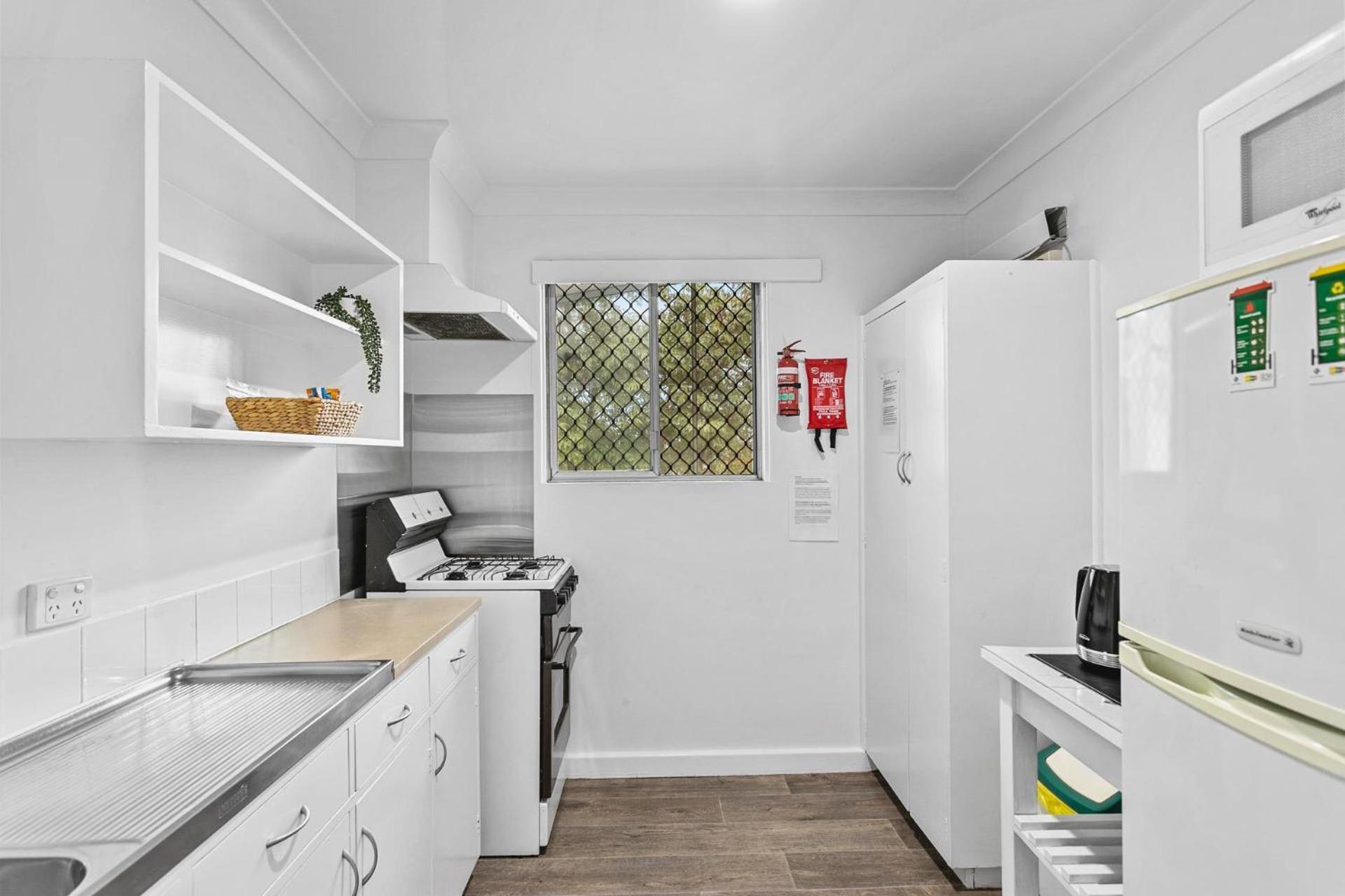 Malibu Apartments - Перт Экстерьер фото