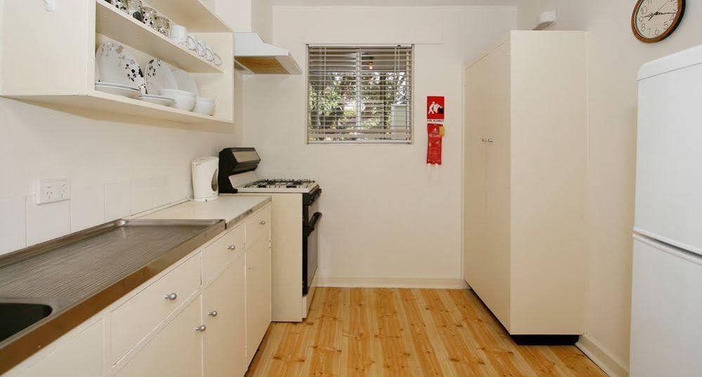 Malibu Apartments - Перт Экстерьер фото
