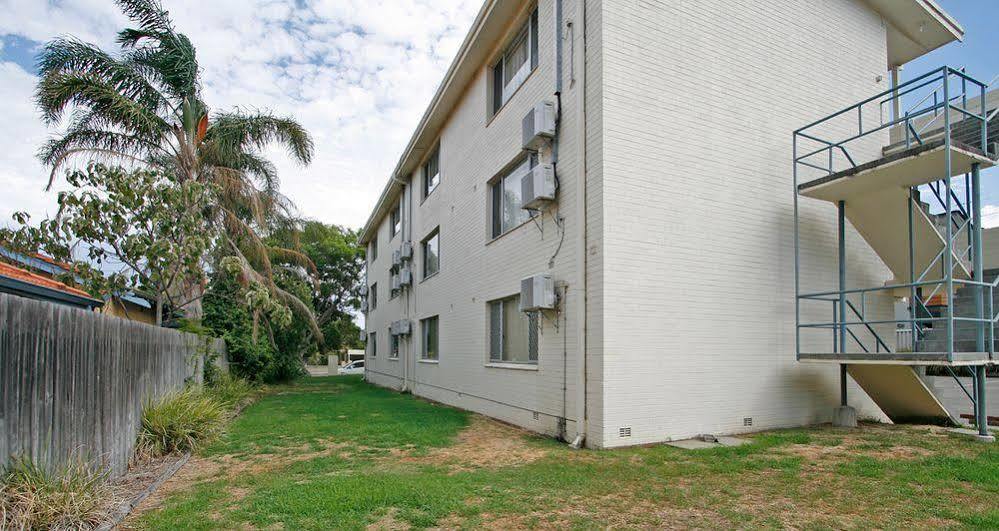 Malibu Apartments - Перт Экстерьер фото